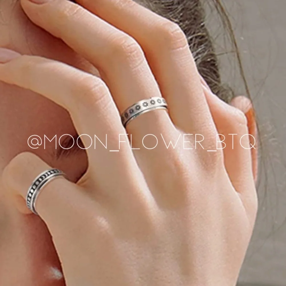 Moon Phase Anxiety Fidget Spinner Ring - Picture 5 of 12